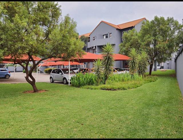 2 BEDROOM APARTMENT TO LET IN ERAND GARDENS